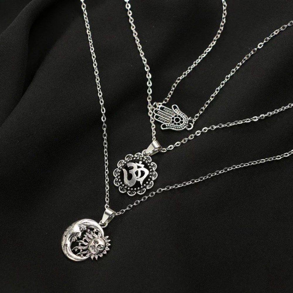 🔴5/$15⚠️𝗖𝗟𝗘𝗔𝗥𝗔𝗡𝗖𝗘⚠️3 Layered Choker NEW - Picture 3 of 8